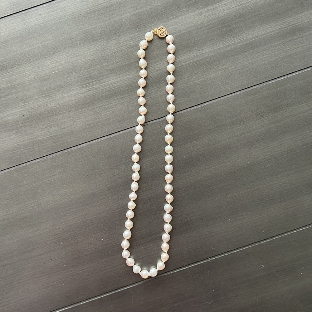 Pearl Necklace with 14k Gold Clasp